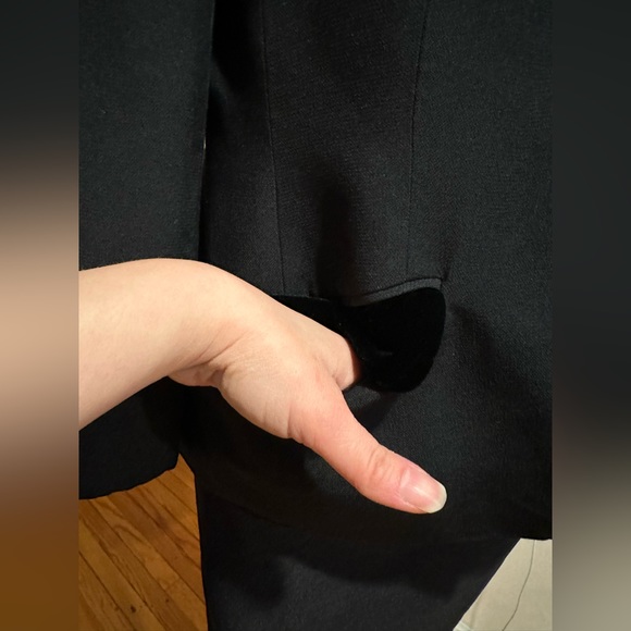 Vintage Black Jacket velvet pockets & Collar decorative Buttons No Tag S… - Picture 3 of 10